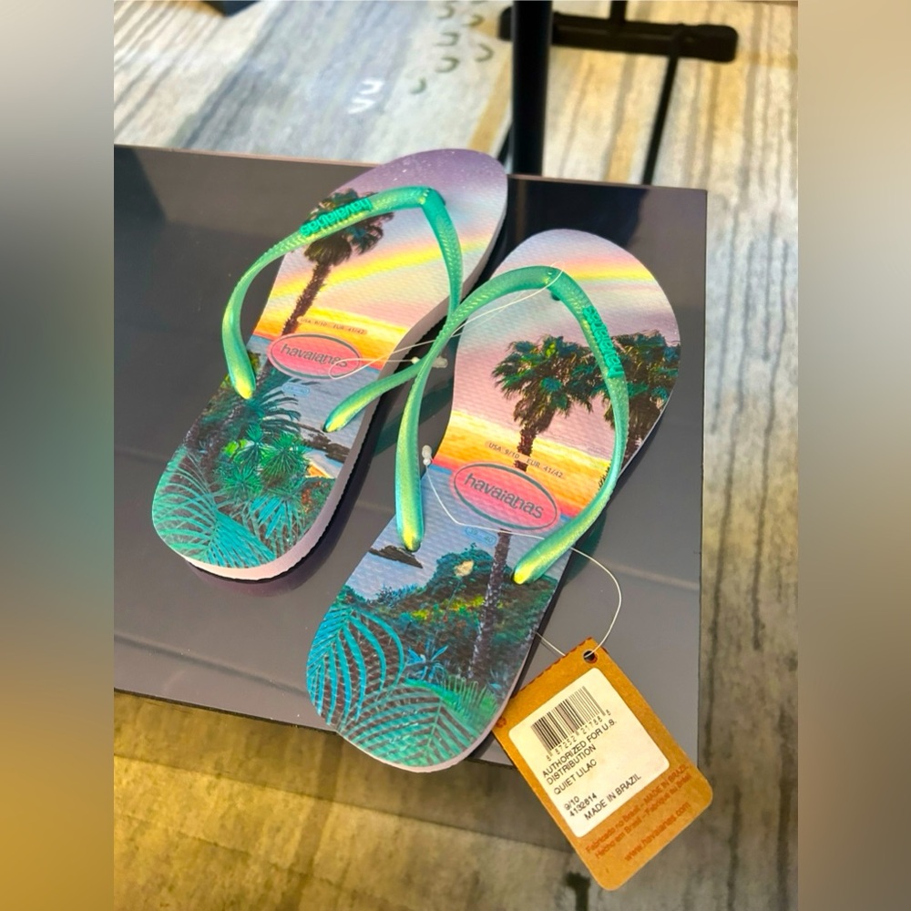 Lilac Havaianas Metallic Green Strap Flip-Flops 9/9.5